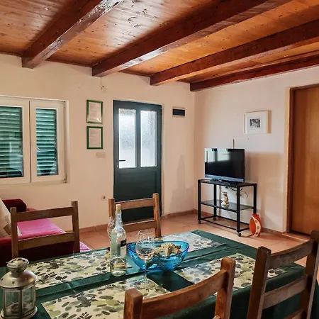 Сasa de vacaciones In Privlaka, Croatia